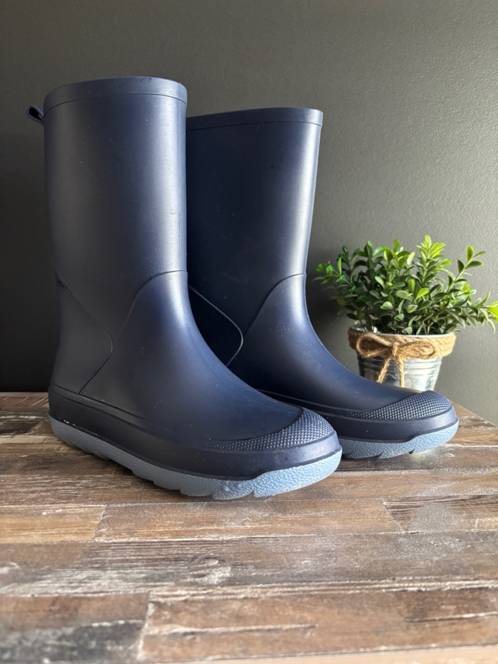 Cat & Jack Andy Rain Boots